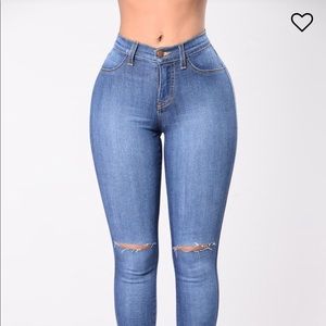 FashionNova Skinny Jeans.